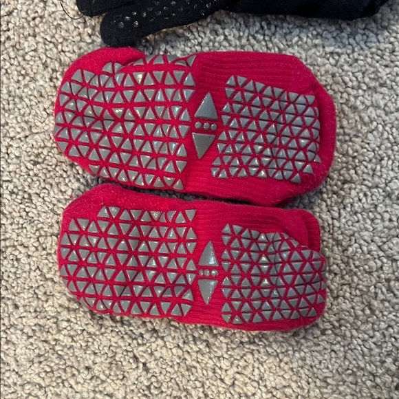 Toesox Women's Toe Socks Trio - Fuchsia, Black, Aqua - Picture 5 of 8